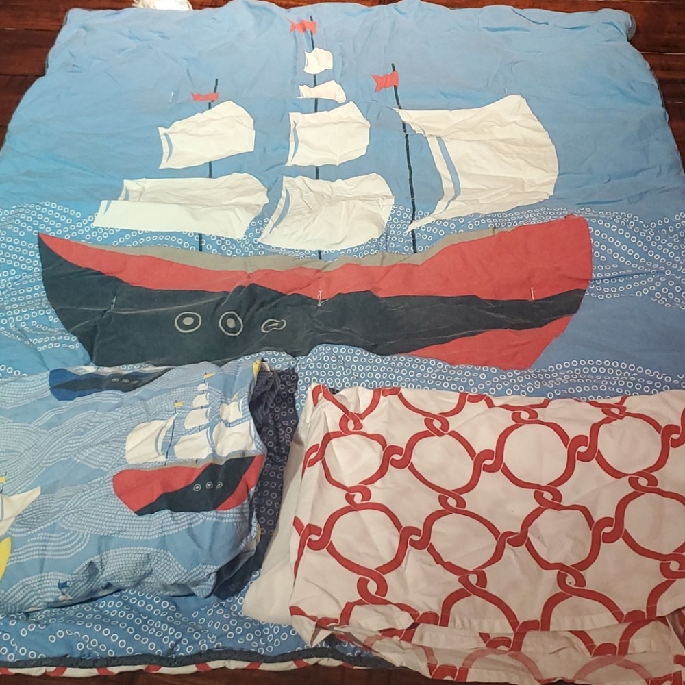 Crib bedding